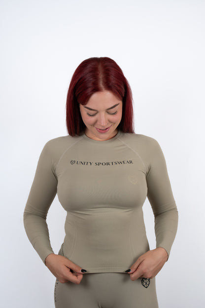 Essential Long Sleeve Top