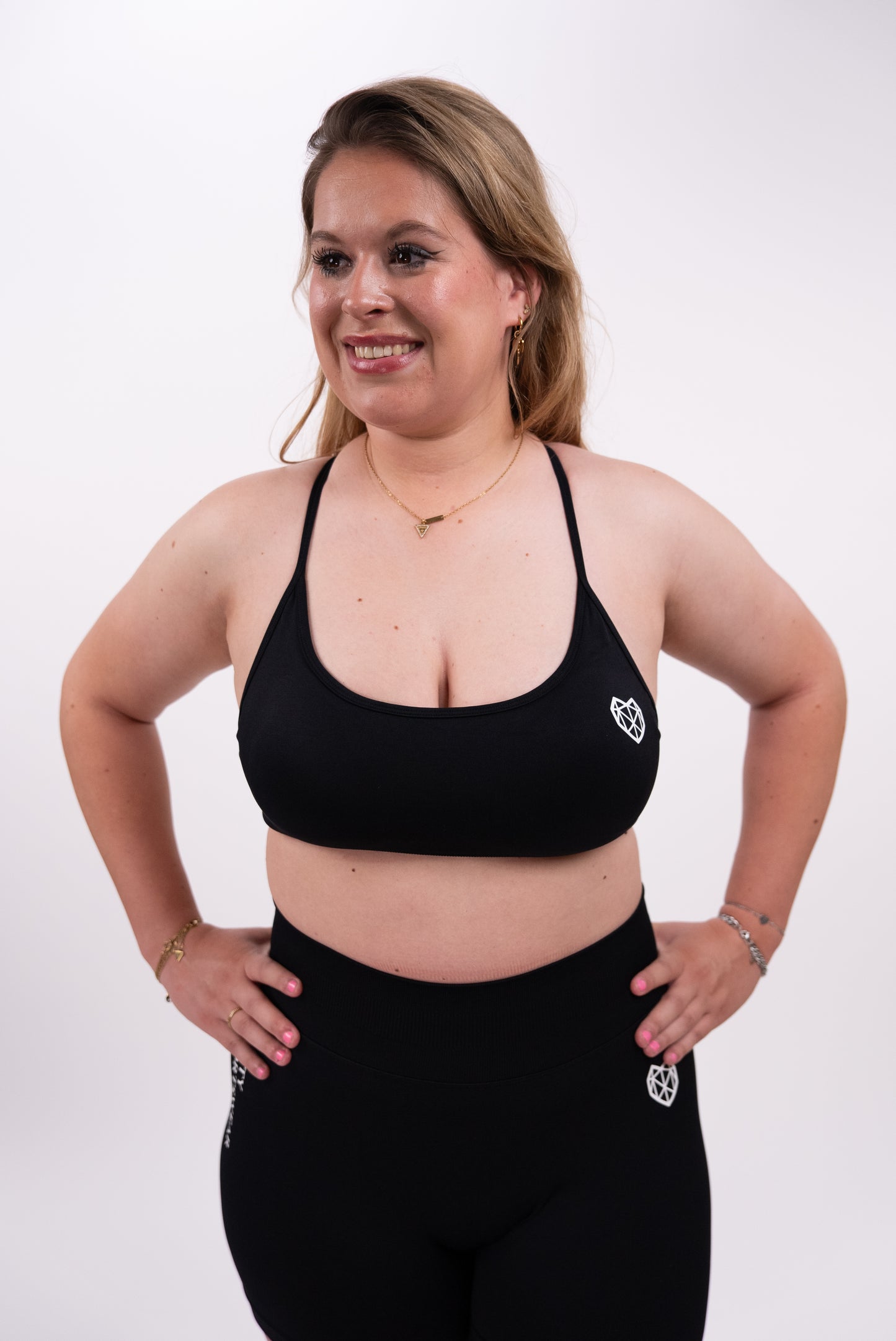 Essential Backless Bra